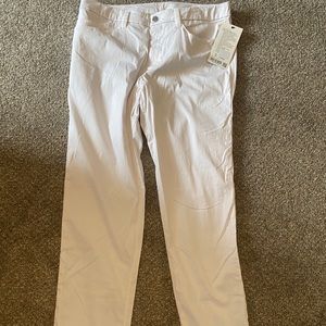 Lululemon white men’s pants NWT